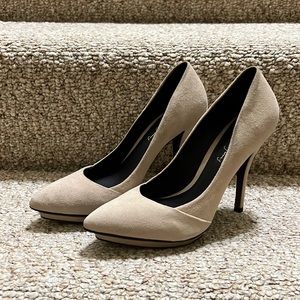 Elizabeth and James heels